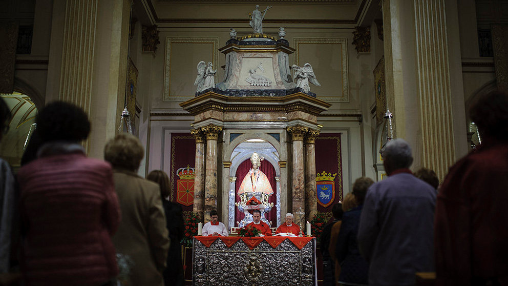 Quinta misa de la escalera de 2018 en la capilla de San Fermín. MIGUEL OSÉS_14
