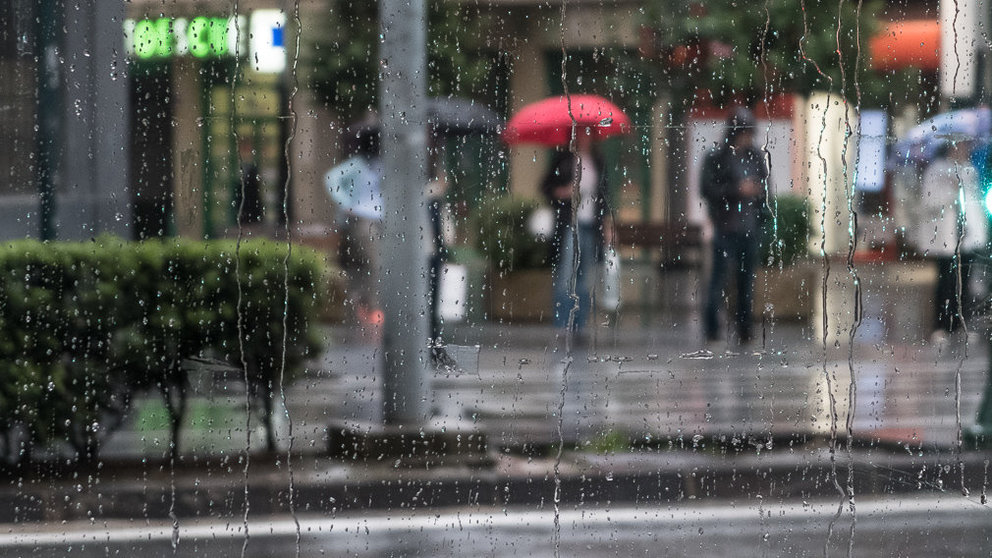 Tarde de lluvia en Pamplona (10). IÑIGO ALZUGARAY