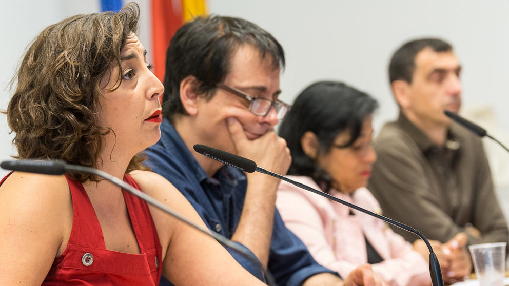 Los parlamentarios Laura Pérez, Carlos Couso, Fanny Carrillo y Rubén Velasco informan del cambio de nombre del grupo parlamentario de Podemos a Ahora Sí  (69). IÑIGO ALZUGARAY
