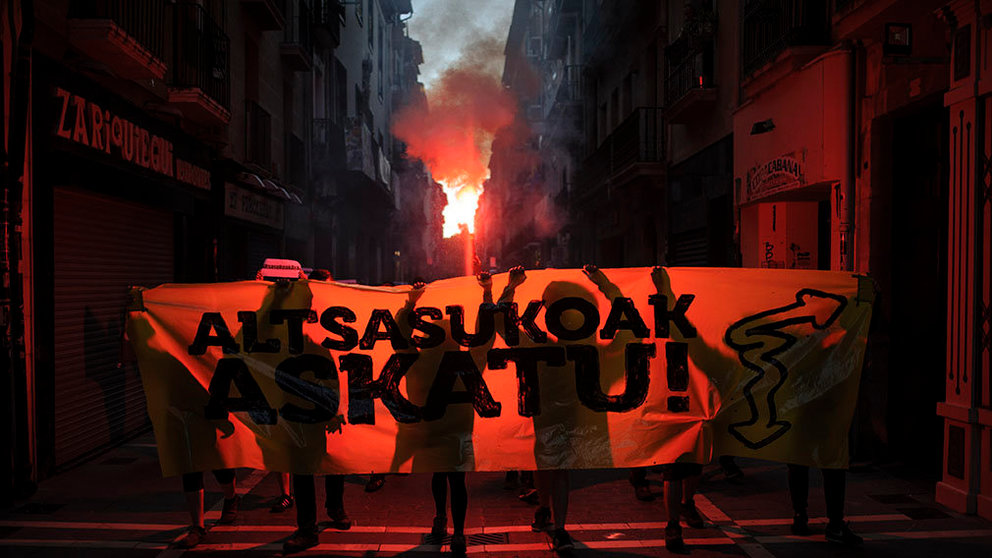 Concentración y manifestación en Pamplona por el caso de Alsasua. MIGUEL OSÉS_19