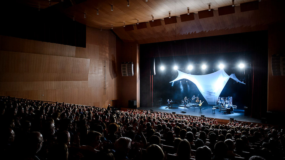 Concierto en Baluarte de Joan Manuel Serrat dentro de su gira 'Mediterráneo Da Capo'. PABLO LASAOSA 05