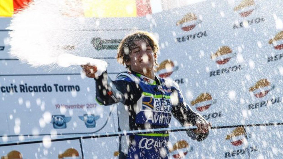 El piloto de 14 años Andreas Pérez ha fallecido tras quedar en muerte cerebral al sufrir una caída en una prueba disputada en Montmeló Foto REALE AVINTIA