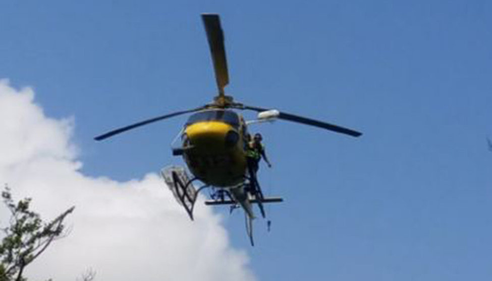 Rescate en helicóptero en Echalar GUARDIA CIVIL