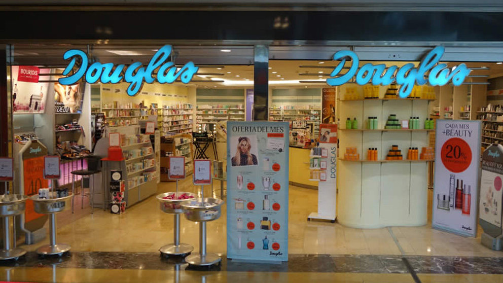 Imagen del establecimiento de la perfumería Douglas en el centro comercial Itaroa. Foto: CC ITAROA