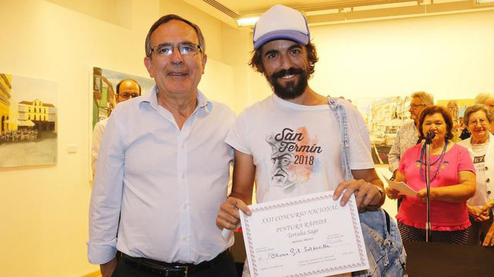 Álvaro Gil, ganador del concurso de pintura rápida de Torrelavega TWITTER