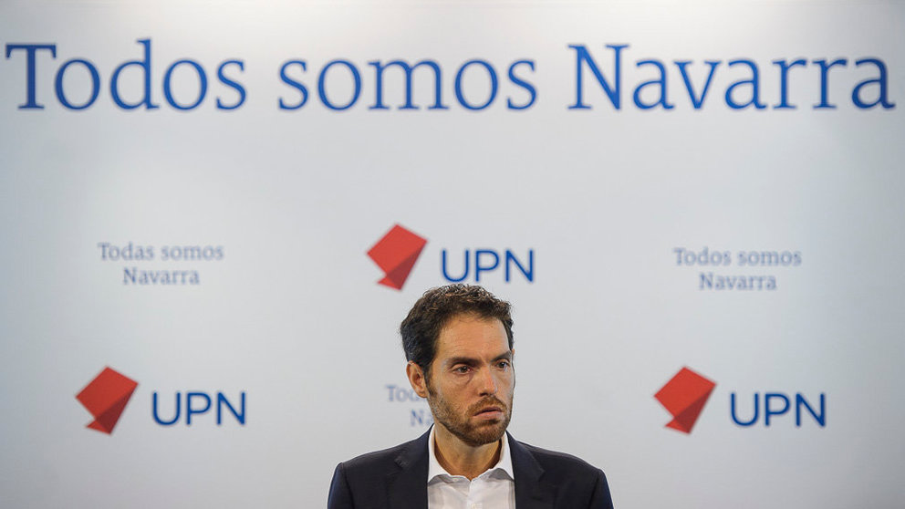 Sergio Sayas valora la proposición de ley de Policías de Navarra después de reunirse con los sindicatos APF y SPF. PABLO LASAOSA 07