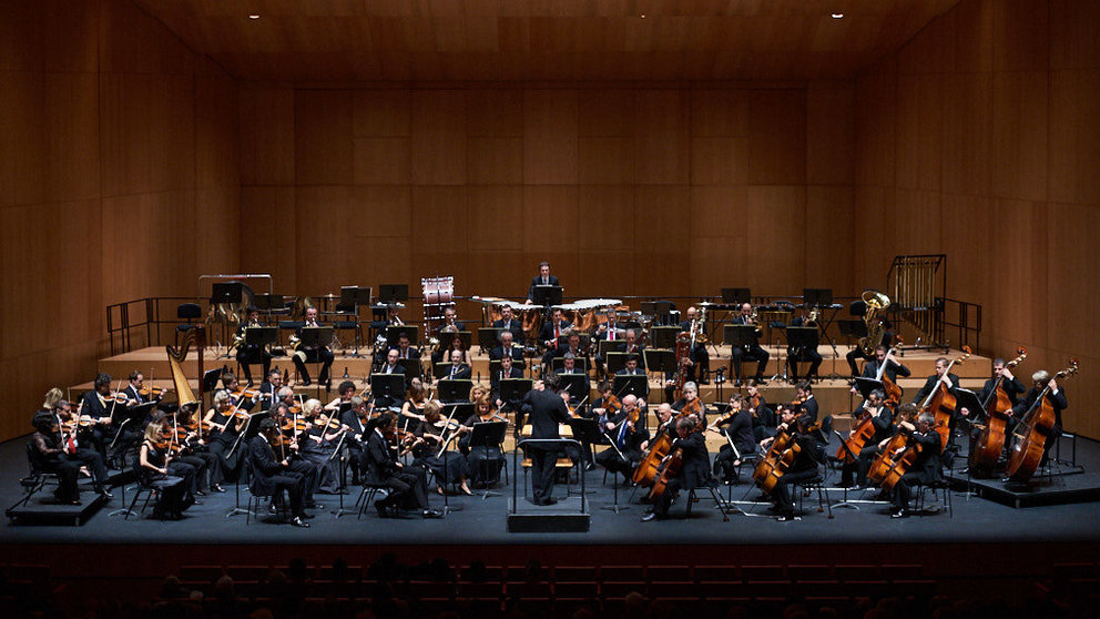 La Orquesta Sinfónica de Navarra en concierto en Baluarte. MIGUEL OSÉS 1