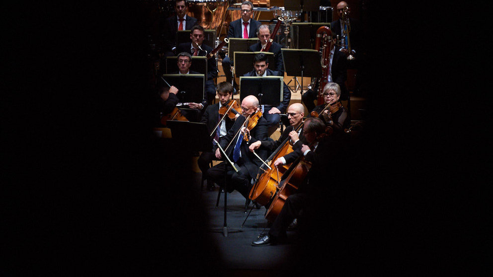 La Orquesta Sinfónica de Navarra en concierto en Baluarte. MIGUEL OSÉS 7
