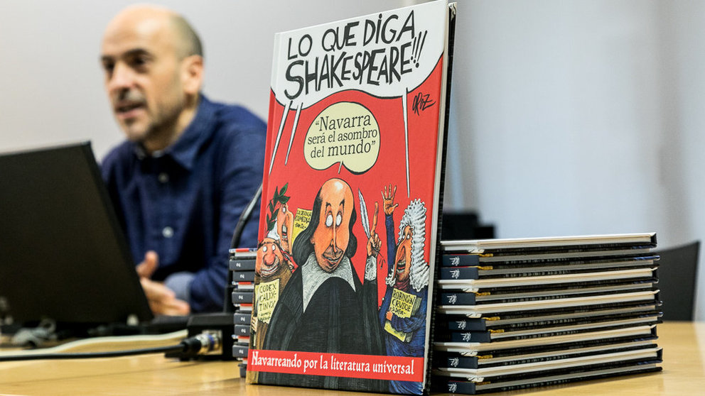 Presentación de la nueva obra del humorista gráfico César Oroz, &#39;Lo que diga Shakespeare- Navarreando por la literatura universal&#39; (08). IÑIGO ALZUGARAY