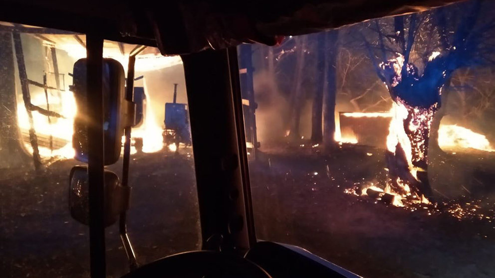 Incendio forestal en Almándoz (2) BOMBEROS DE NAVARRA
