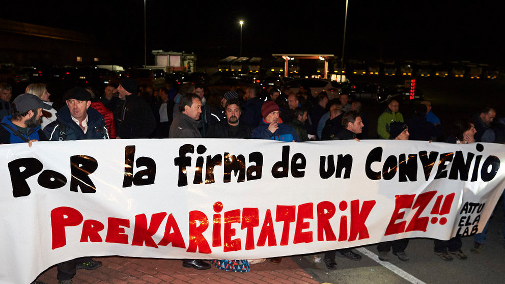 Trabajadores de TCC se manifiestan en Pamplona. PABLO LASAOSA 1