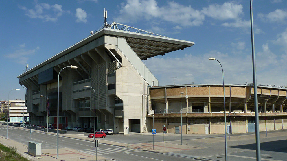 Vista exterior del estadio de El Sadar