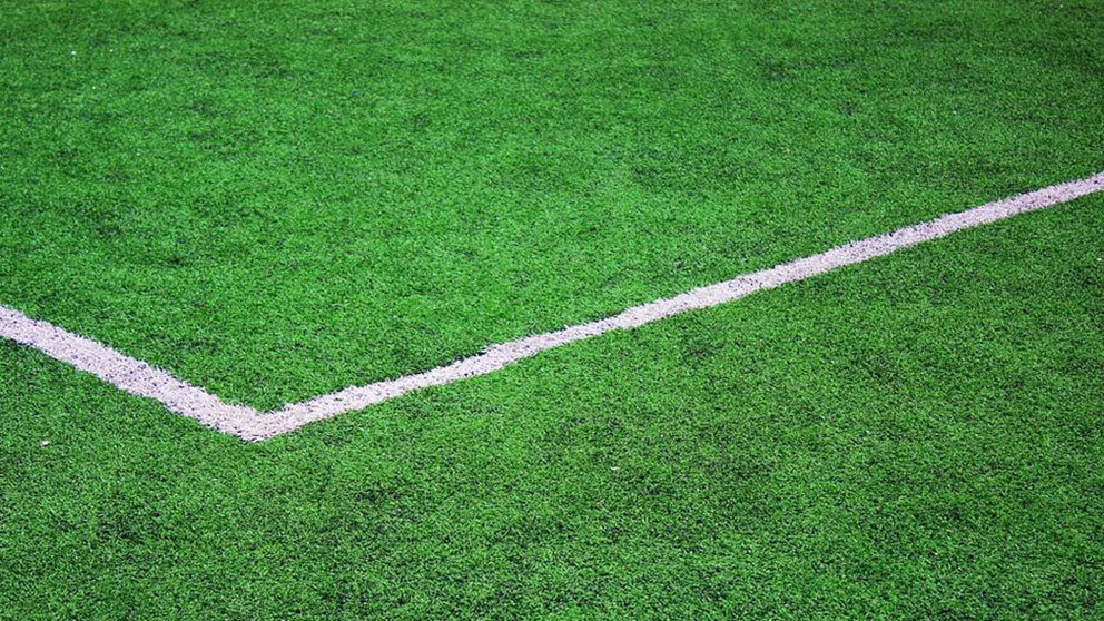 Una campo de fútbol de hierba artificial ARCHIVO