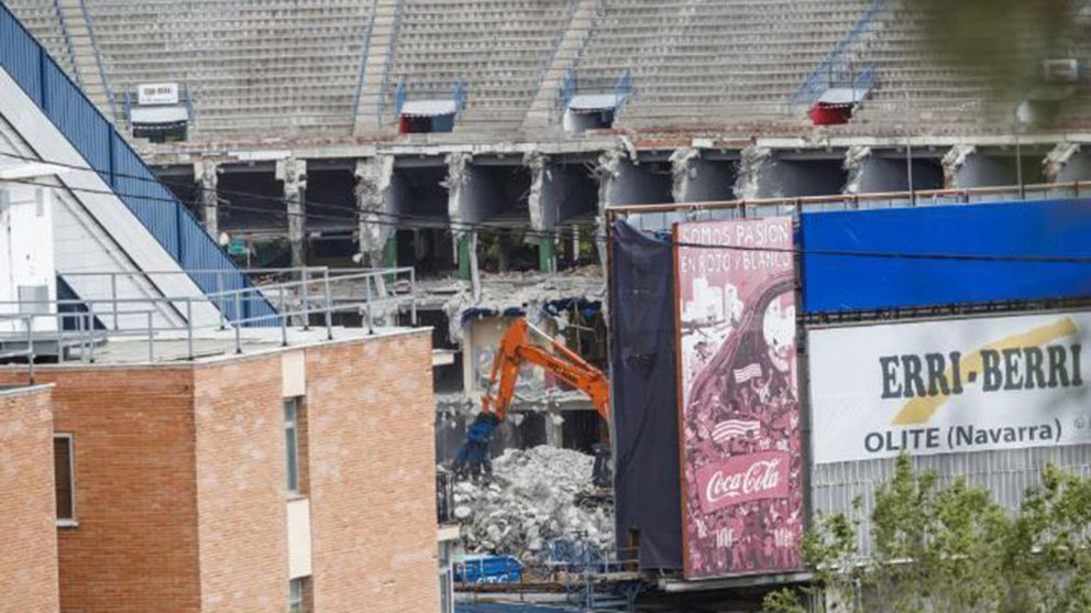 Imagen del derribo del estadio madrileño. @marca.