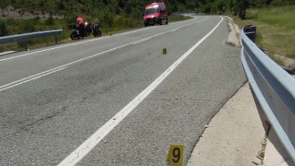 Accidente de tráfico en el que ha fallecido un motorista en Navascués POLICÍA FORAL