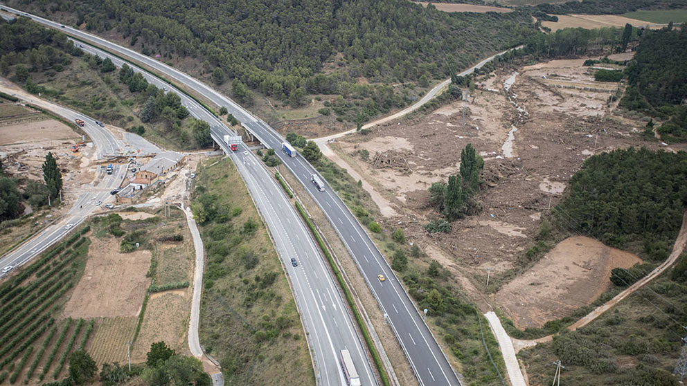 Vistas áreas de la rotura de la carretera N-121, Pamplona-Tudela, a la altura de Pueyo. GOBIERNO DE NAVARRA