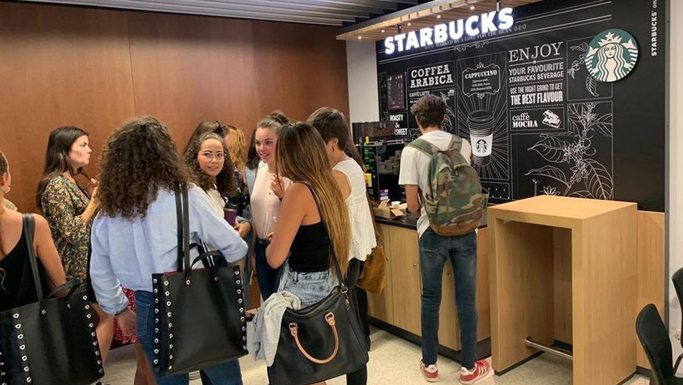 Starbucks on the go en la Universidad de Navarra CEDIDA