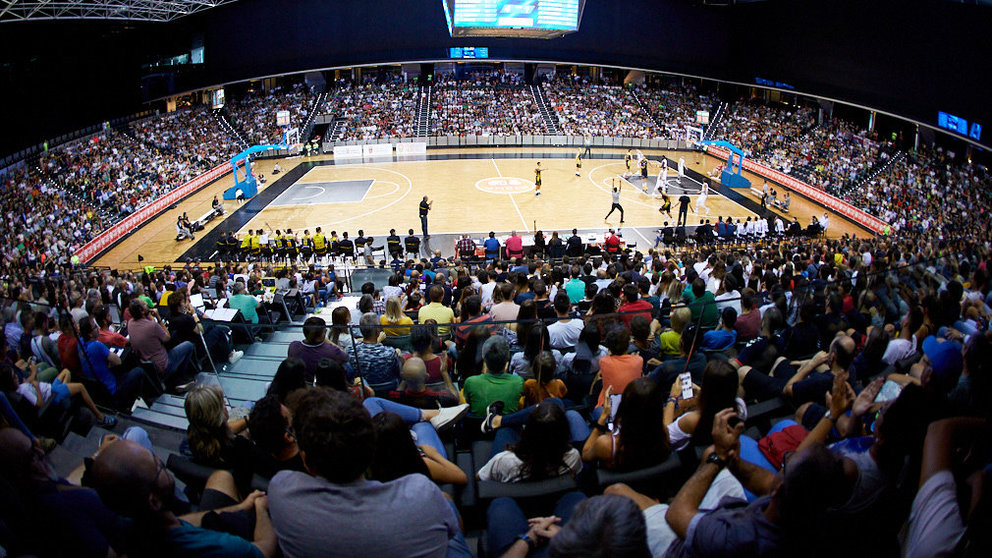Partido amistoso de baloncesto entre Kirolbet Baskonia e Iberostar Tenerife disputado en el pabellón Navarra Arena de Pamplona. IÑIGO ALZUGARAY