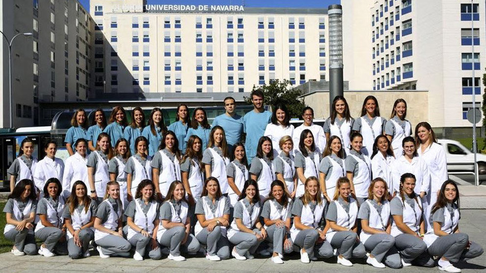 46 profesionales de enfermería comienzan los nuevos títulos propios en la Clínica Universidad de Navarra CEDIDA