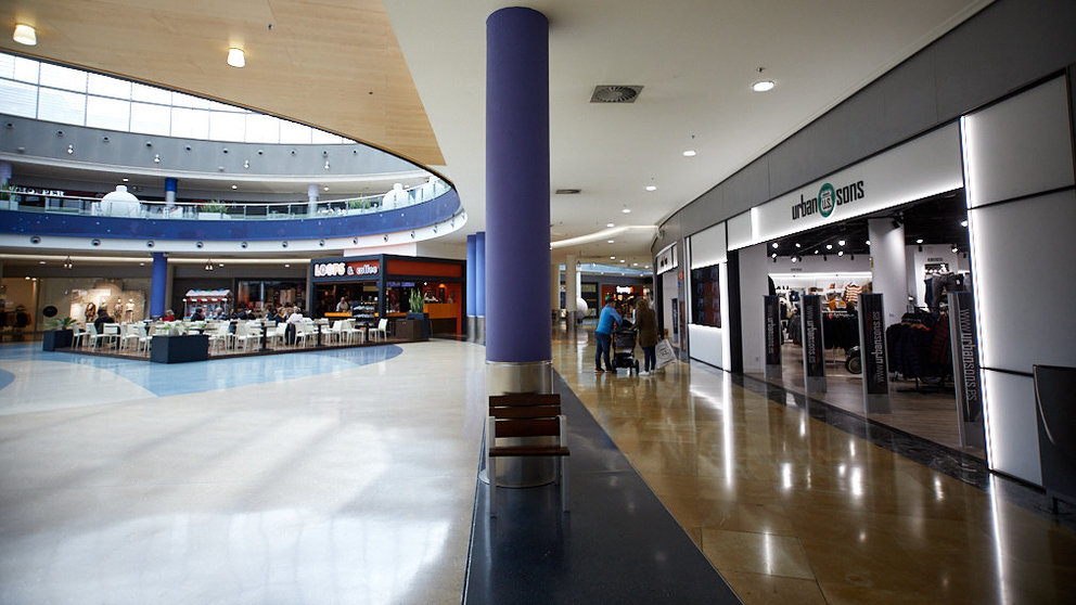 Centro Comercial Itaroa. ARCHIVO