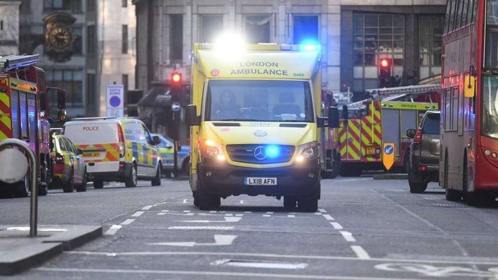 Una ambulancia tras el ataque en Londres EFE