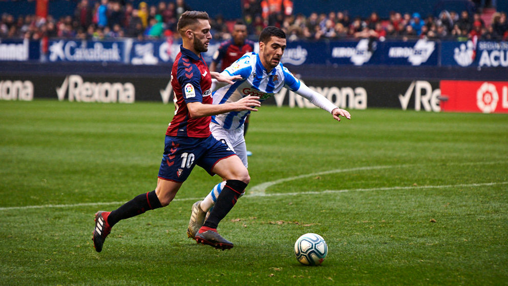 Torres Osasuna se enfrenta a la Real Sociedad en el Sadar de Pamplona. PABLO LASAOSA