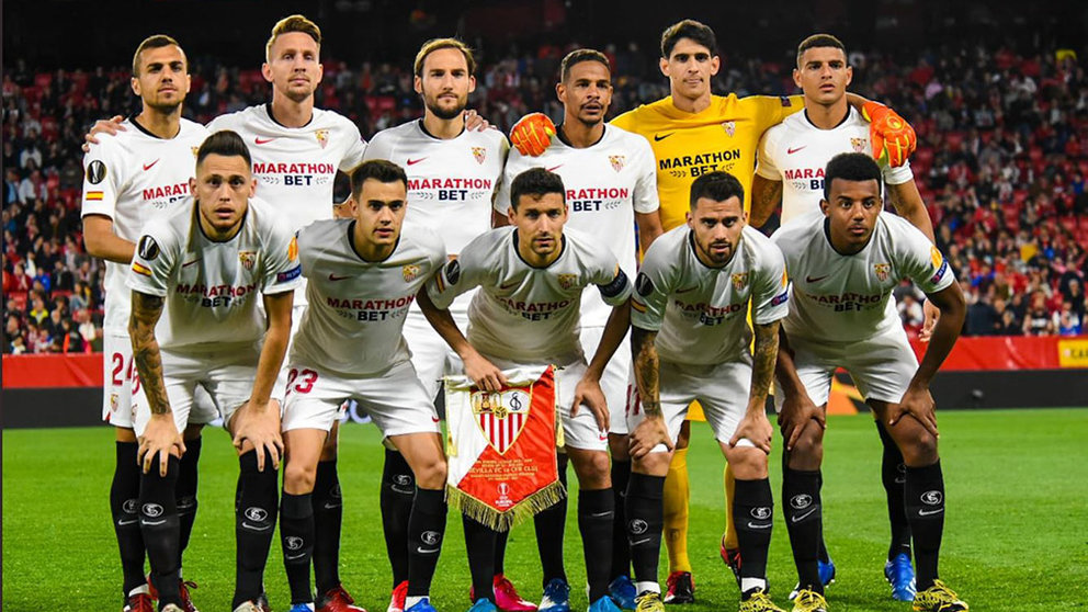 Equipo titular del Sevilla ante el Cluj rumano. @SevillaFC.