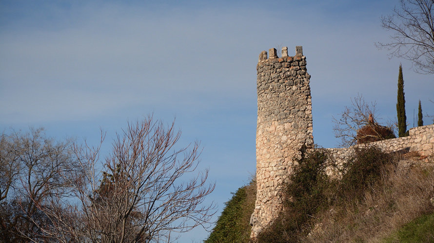 Imagen de una torre de un castillo en ruinas. MIGUEL ÁNGEL GARCÍA - LICENSE COMMON