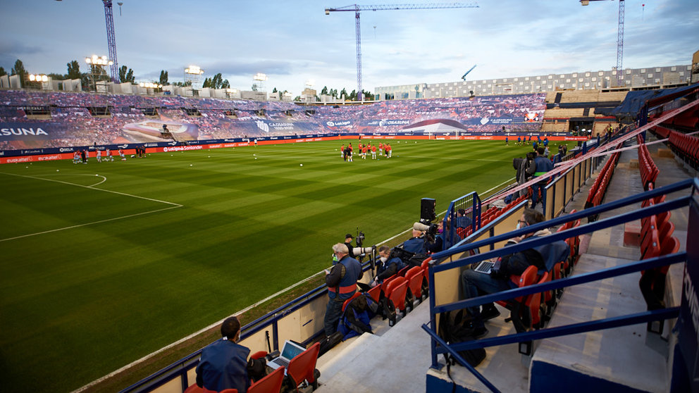 Partido entre Osasuna y Atletico de Madrid correspondiente a la jornada 29 jugado en el estadio de El Sadar de Pamplona. MIGUEL OSÉS