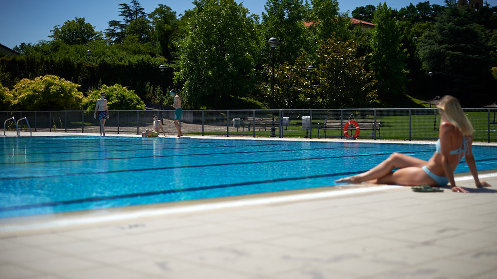Reapertura de las piscinas de Aranzadi con el 75% de aforo para la temporada de verano. MIGUEL OSÉS