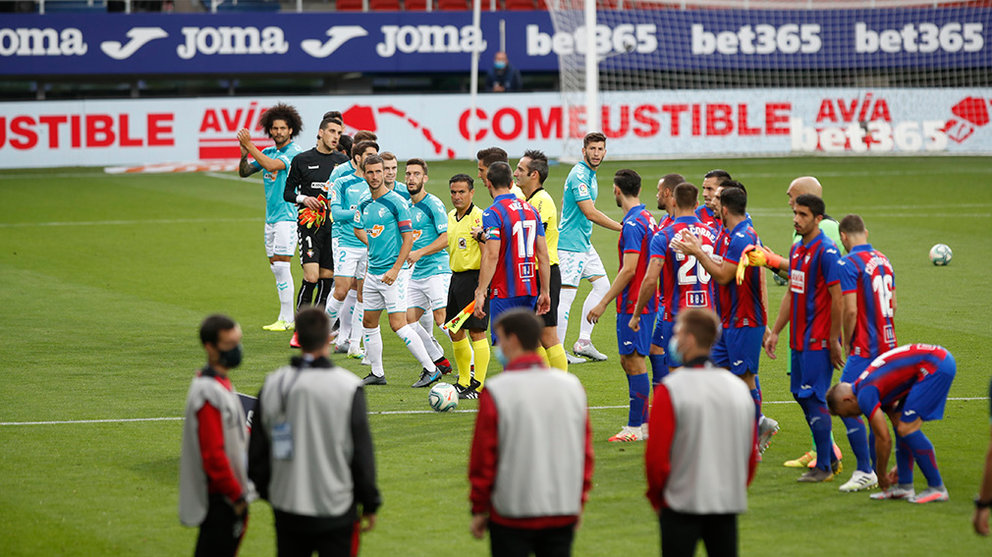 Partido entre Osasuna y Eibar en el estadio de Ipurúa. CA Osasuna.