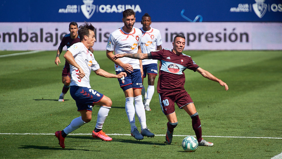 Partido entre Osasuna y Celta correspondiente a la jornada número 36 jugado en el estadio de El Sadar de Pamplona. MIGUEL OSÉS