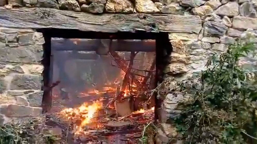 Incendio del caserio en Goizueta BOMBEROS DE NAVARRA