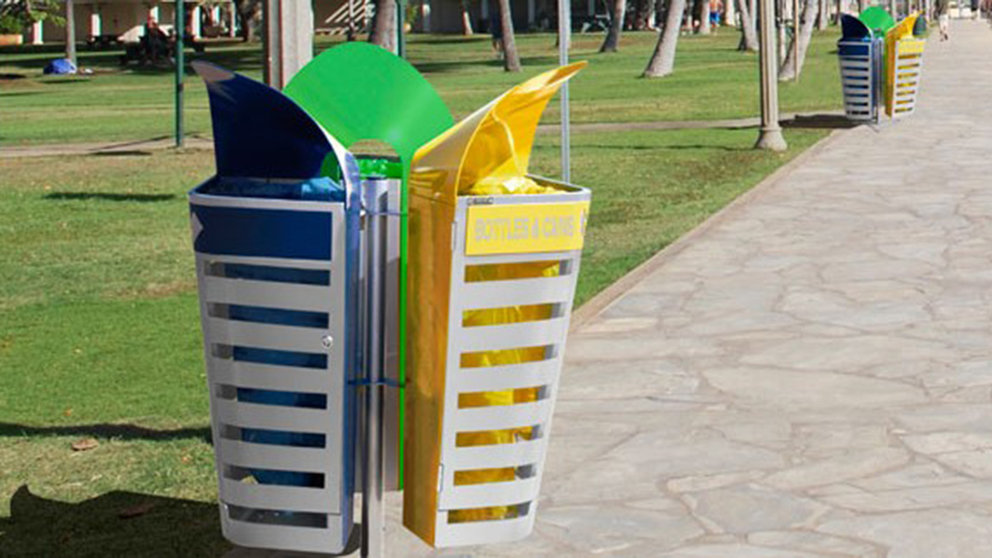 Papeleras de reciclaje propuestas por el PSN en Pamplona. CEDIDA