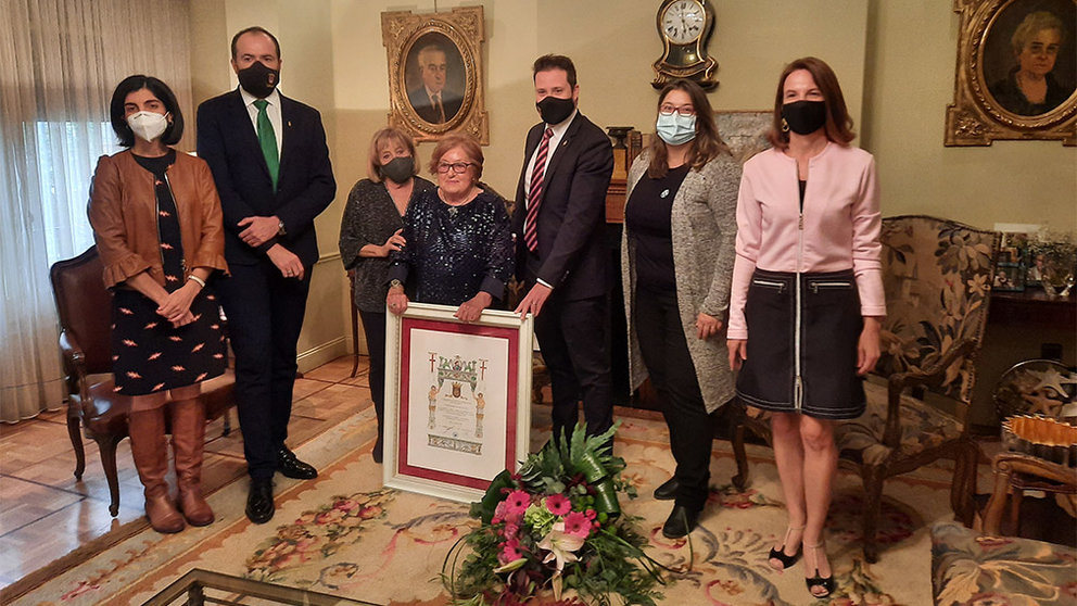 Tudela entrega el título de Hija Predilecta de la Ciudad a María Carmen Forcada González. CEDIDA