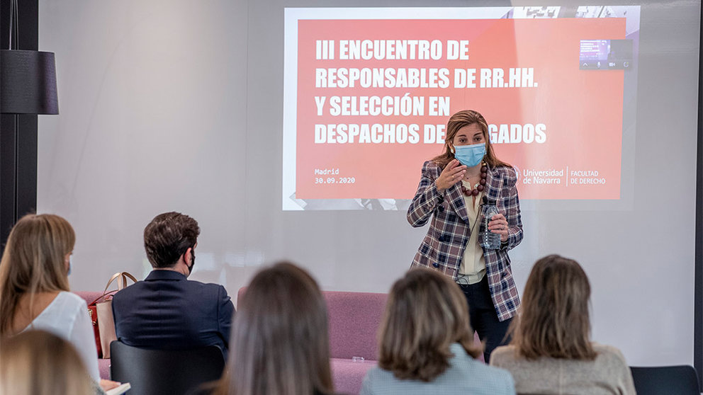 La psiquiatra Marian Rojas Estapé durante su charla en el campus de Madrid de la Universidad de Navarra. UNAV