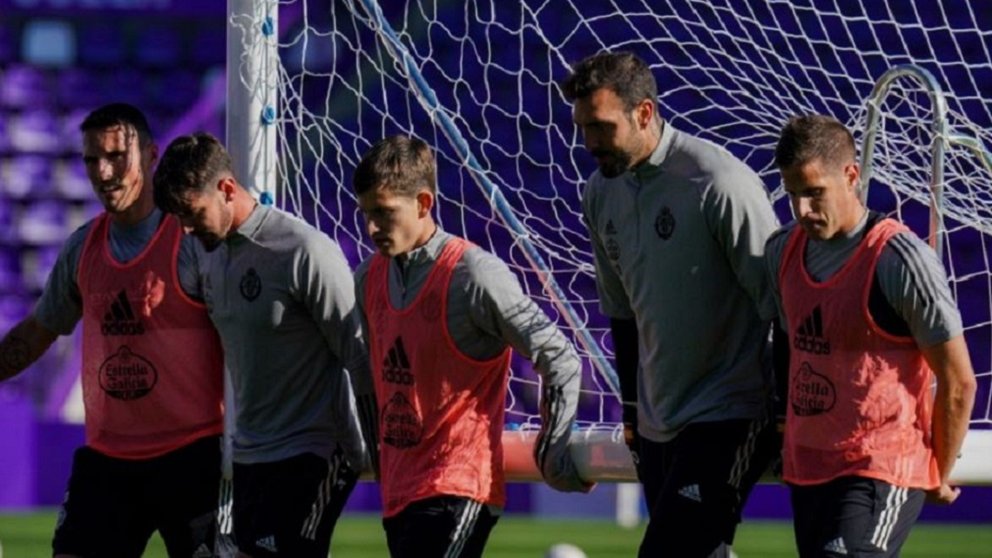 Jugadores del Real Valladolid durante el entrenamiento REAL VALLADOLID