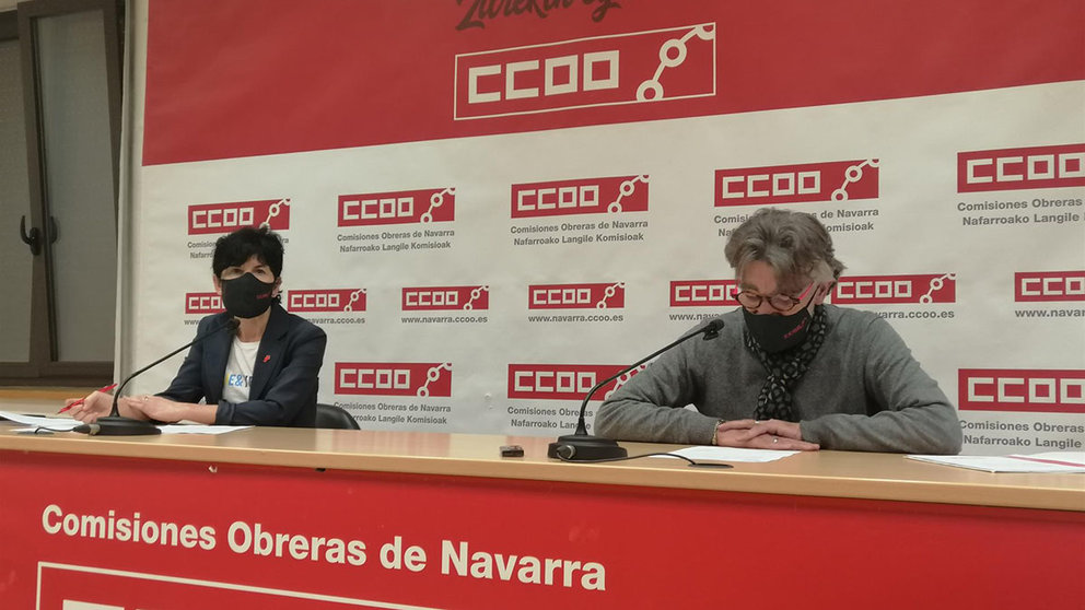 Pili Ruiz y Chechu Rodríguez, de CCOO Navarra. CCOO