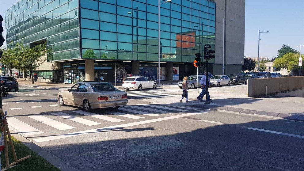 Nuevo paso peatonal en la plaza Baluarte de Pamplona - AYUNTAMIENTO DE PAMPLONA