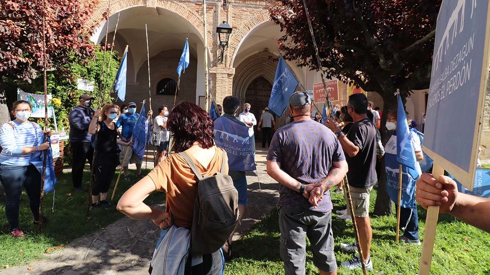 Activistas se concentran contra el proyecto de la empresa Solaria. CEDIDA
