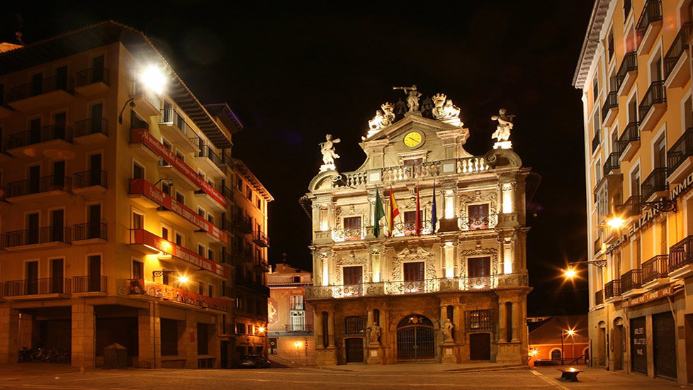 La fachada del Ayuntamiento de Pamplona. AYUNTAMIENTO DE PAMPLONA