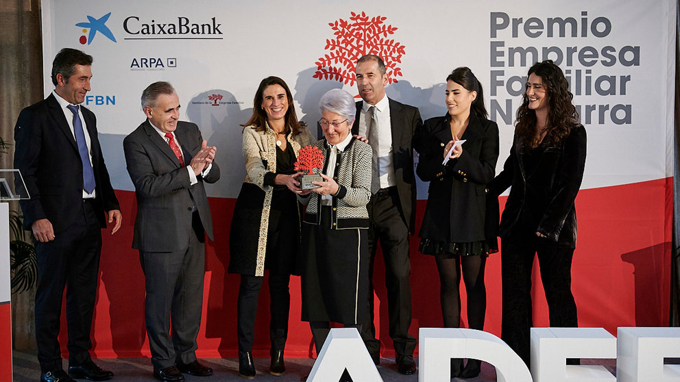 La Asociación para el Desarrollo de la Empresa Familiar Navarra (ADEFAN) entrega su V Premio 'Empresa Familiar Navarra' a Ventas de Ulzama-Castillo de Gorraiz. PABLO LASAOSA