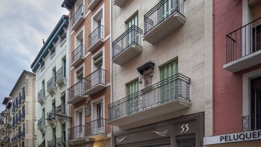 27-12-2021 Exterior del piso de la calle Mayor de Pamplona, que próximamente saldrá a subasta
ECONOMIA 
GOBIERNO DE NAVARRA
