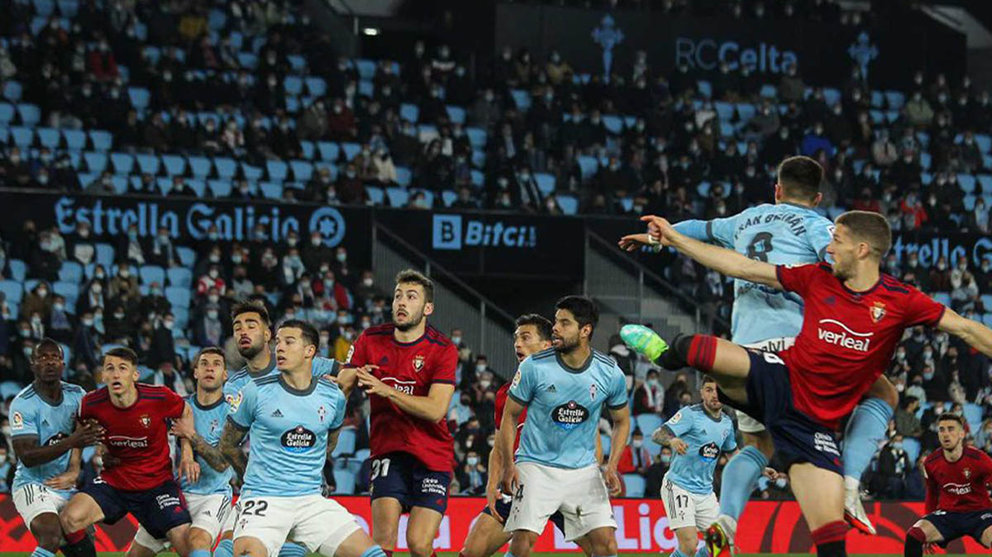 Osasuna se enfrenta al Celta de Vigo en el estadio de Balaídos en la vigésimo primera jornada de La Liga Santander. C.A. OSASUNA
