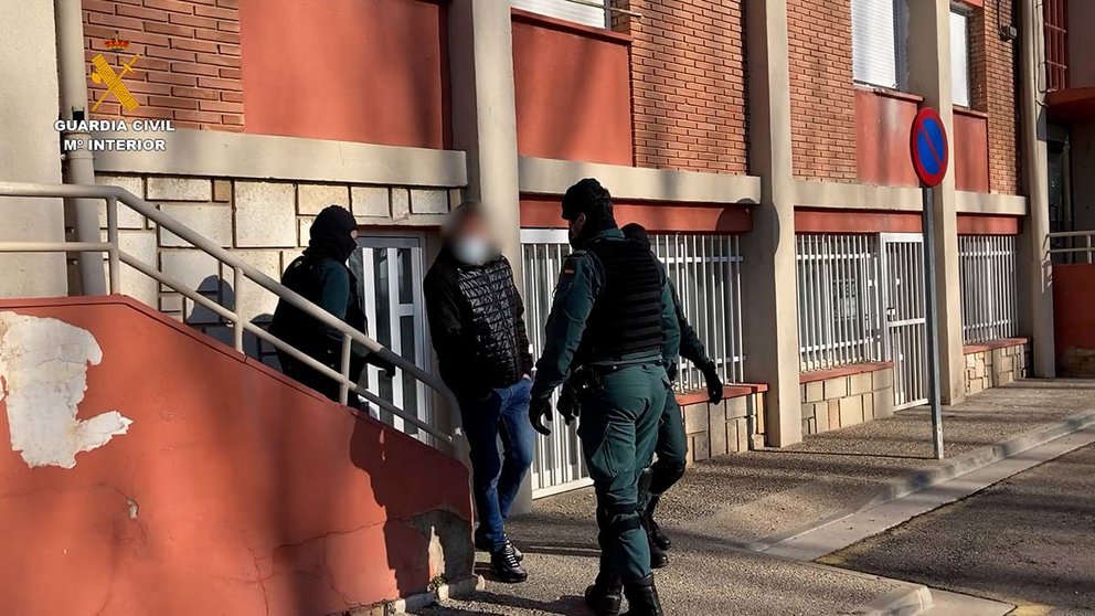 La Guardia Civil detiene al presunto autor de varios robos con fuerza registrados en los últimos meses en La Rioja Alavesa y Navarra. GUARDIA CIVIL DE NAVARRA
