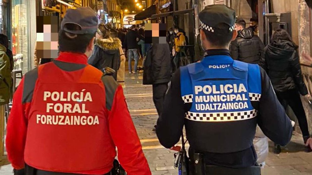 Operativo conjunto de la Policía Municipal de Pamplona y de la Policía Foral. POLICÍA MUNICIPAL DE PAMPLONA