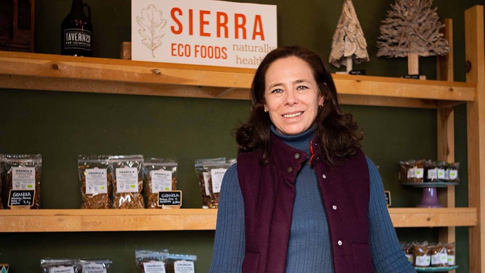 Imagen de Patricia Vega que abrió su negocio de alimentación natural Sierra Eco Foods con el apoyo de los microcréditos. CEDIDA
