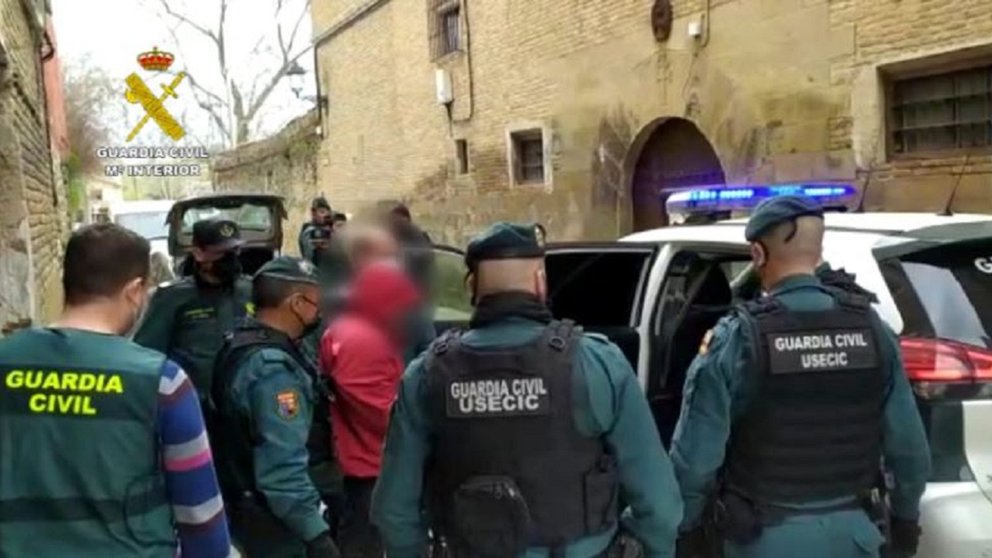 La Guardia Civil desmantela un punto de venta de drogas en Puente La Reina. GUARDIA CIVIL