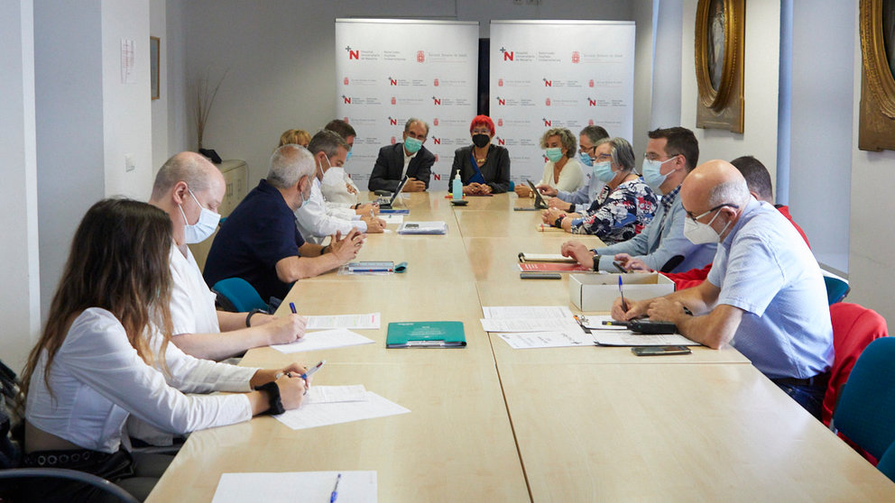 Reunión de coordinación del dispositivo sanitario previsto por el Gobierno de Navarra para las próximas fiestas de San Fermín. IÑIGO ALZUGARAY