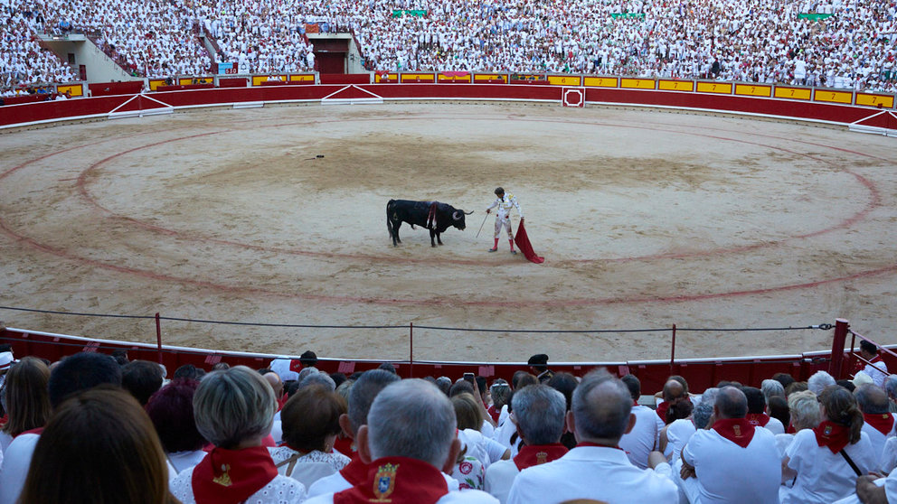 Cuarta corrida de la Feria del Toro de San Fermín 2022 con toros de la ganadería La Palmosilla para los diestros Rafaelillo, Manuel Escribano y Leo Valadez. IÑIGO ALZUGARAY